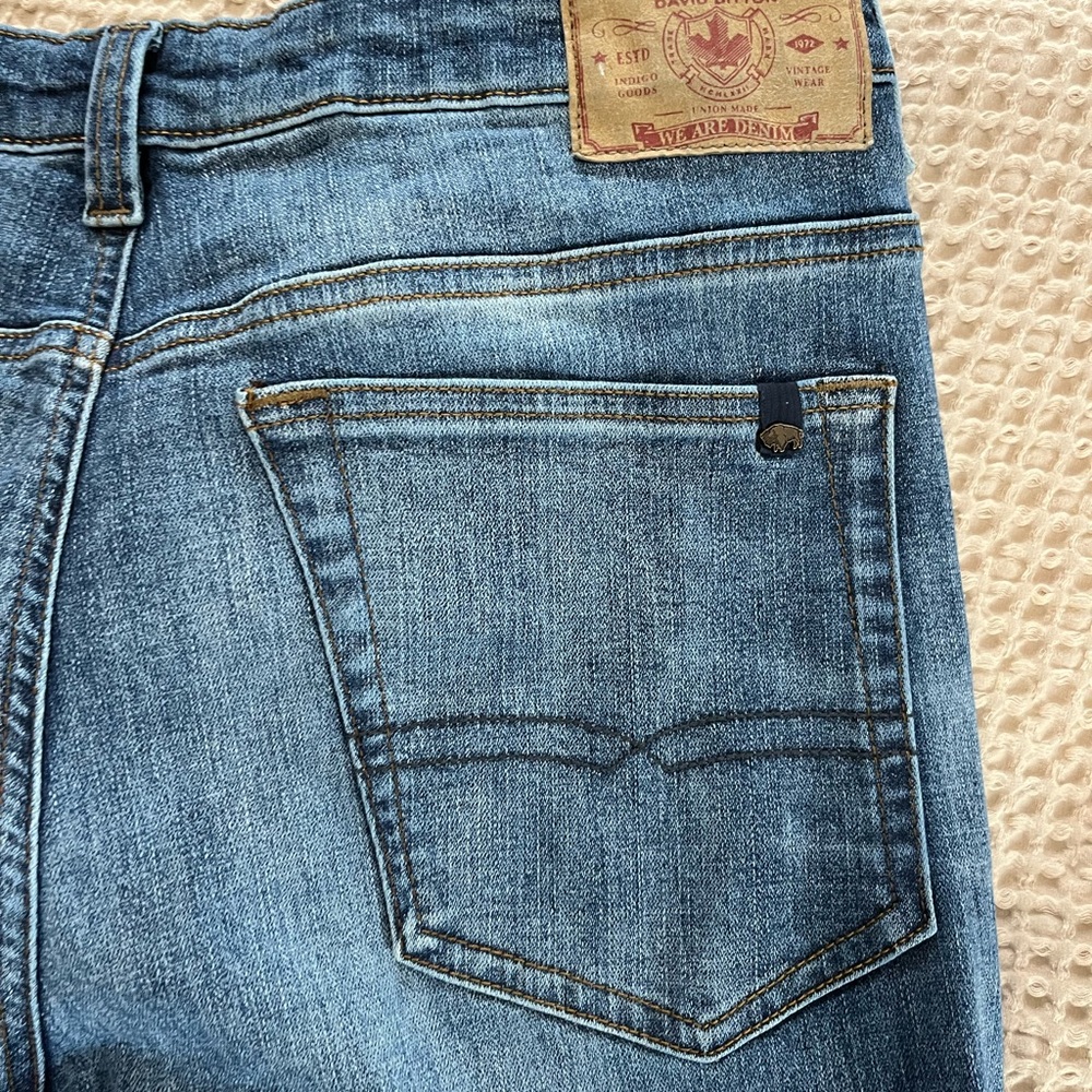Men's Blue Jeans - Picture 3 of 4